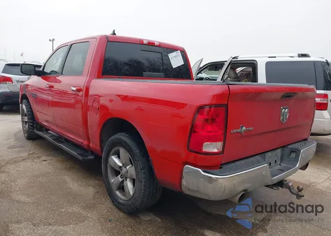 2016 Ram 1500 Lone Star z USA, uszkodzony, nr VIN 1C6RR6LT0GS107528